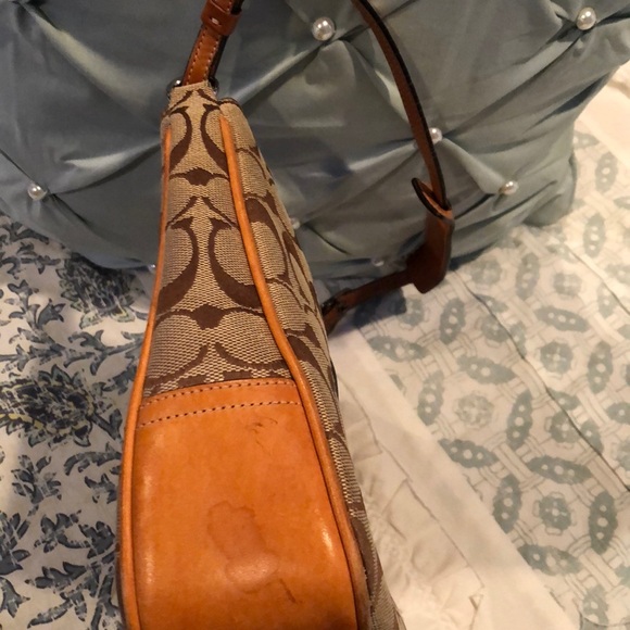 Coach Bag - Picture 5 of 6